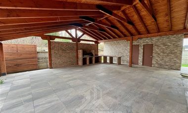 Casa en Arriendo en COD39062 Gran Casona Ruta Temuco a Labranza, recién construida