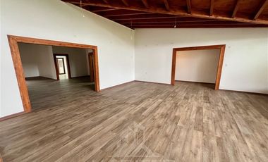 Casa en Arriendo en COD39062 Gran Casona Ruta Temuco a Labranza, recién construida