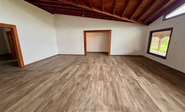 Casa en Arriendo en COD39062 Gran Casona Ruta Temuco a Labranza, recién construida