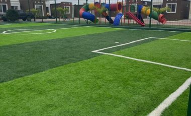 Casa nueva en Santa Cecilia 2 (vía a Ancón) – 2D, patio amplio, ciudadela privada con piscina.sa