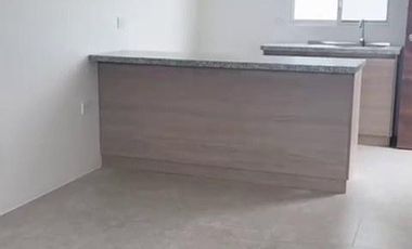 Casa nueva en Santa Cecilia 2 (vía a Ancón) – 2D, patio amplio, ciudadela privada con piscina.sa