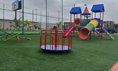 Casa nueva en Santa Cecilia 2 (vía a Ancón) – 2D, patio amplio, ciudadela privada con piscina.sa