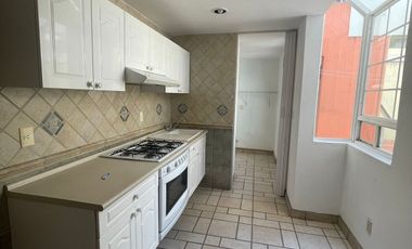 Casa en venta en Jardines de San Mateo Naucalpan