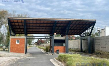 Lote en venta en barrio privado El Vivero