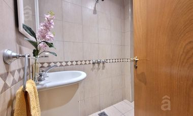 Casa 5 ambientes en Venta en Villa Ballester - Lote 418 m2 a 3 cuadras del centro comercial