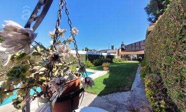 Casa 5 ambientes en Venta en Villa Ballester - Lote 418 m2 a 3 cuadras del centro comercial