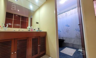 Casa 5 ambientes en Venta en Villa Ballester - Lote 418 m2 a 3 cuadras del centro comercial