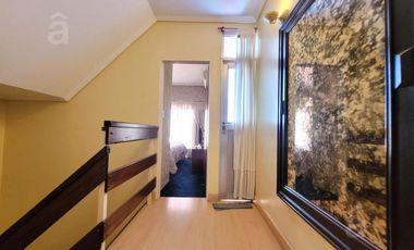 Casa 5 ambientes en Venta en Villa Ballester - Lote 418 m2 a 3 cuadras del centro comercial