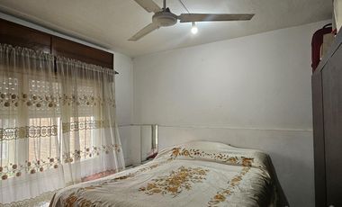 Casa 3 ambientes  en venta con retiro y jardín al fondo. EXCELENTE LOTE!!/ MONTE GRANDE