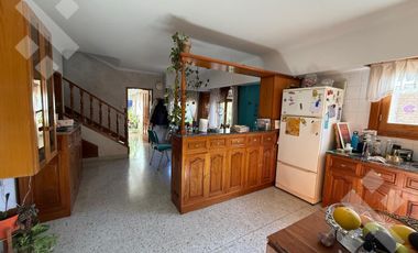 Venta Casa 4 dorm. mas Departamento -Allen - Rio Negro