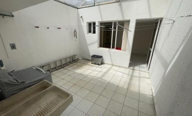 Casa en renta o venta en fraccionamiento Chiluca