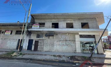 ZONA COMERCIAL - ESQUINA IDEAL  - ZONA MUY CONCURRIDA - ESPACIO AEREO PARA FUTURAS AMPLIACIONES