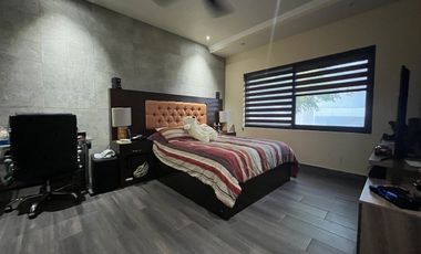 Residencial Chipinque 4 recámaras + Loft