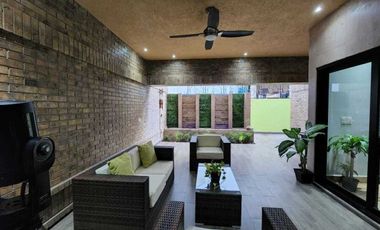 Residencial Chipinque 4 recámaras + Loft