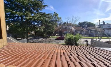 Casa con pileta dos dormitorios apto crédito