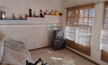 Casa con pileta dos dormitorios apto crédito