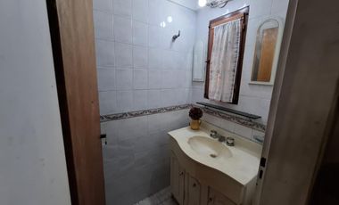 Casa con pileta dos dormitorios apto crédito