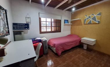 Casa con pileta dos dormitorios apto crédito