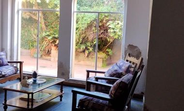 Casa en venta - 3 Dormitorios 2 Baños - Azul