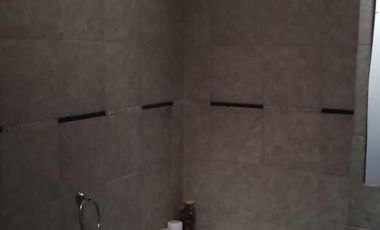Casa en venta - 3 Dormitorios 2 Baños - Azul