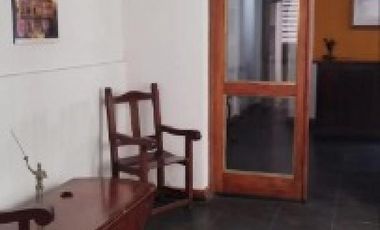 Casa en venta - 3 Dormitorios 2 Baños - Azul