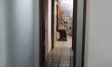 Casa en venta - 3 Dormitorios 2 Baños - Azul
