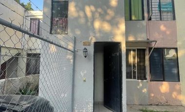 CASA DUPLEX EN VENTA POR JARDINES DEL VALLE ZAPOPAN