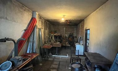 ESQUINA IMPORTANTE ZONA COMERCIAL - 860 M2