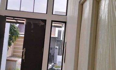 Disewakan Rumah Grand Sunrise Menganti Gresik  SIU.A176