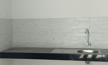 Dijual rumah 2 lantai dgn 3 kamar tidur free shm