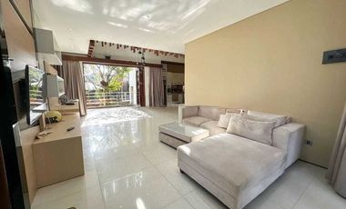 Dijual rumah elite lantai 2 lokasi gatot subroto barat