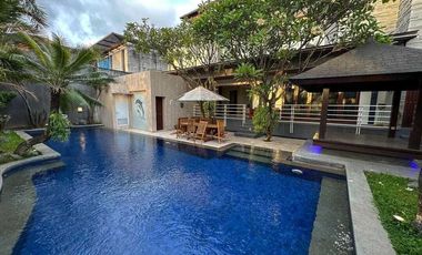 Dijual rumah elite lantai 2 lokasi gatot subroto barat