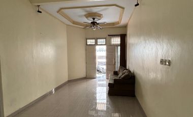 Disewa rumah semi Furnish Pondok Kelapa Jakarta timur