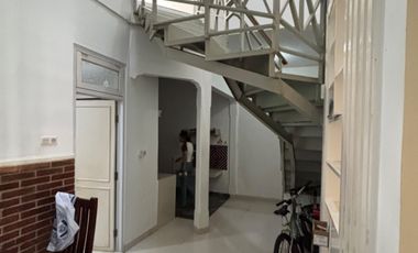 Disewa rumah semi Furnish Pondok Kelapa Jakarta timur