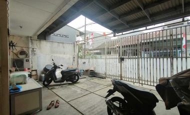 Jual Segera Rumah Siap Huni 1,5 Lantai di Taman Kota Jakarta Barat