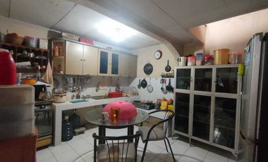 Jual Segera Rumah Siap Huni 1,5 Lantai di Taman Kota Jakarta Barat