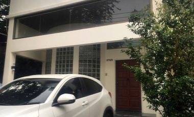 3 bedroom townhouse sale and rent on Sukhumvit 31