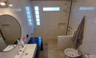 Casa en venta - 2 Dormitorios 1 Baño - Costa Chica