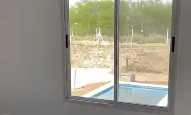 VENTA Casa en Área 10 - San Sebastián APTO CRÉDITO (ESCRITURABLE)