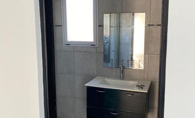 VENTA Casa en Área 10 - San Sebastián APTO CRÉDITO (ESCRITURABLE)