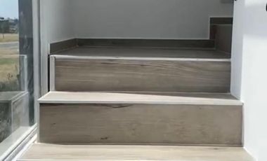 VENTA Casa en Área 10 - San Sebastián APTO CRÉDITO (ESCRITURABLE)