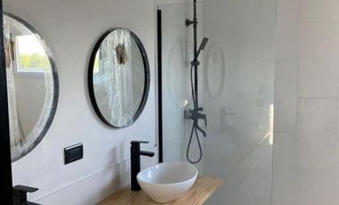 VENTA Casa en Área 10 - San Sebastián APTO CRÉDITO (ESCRITURABLE)