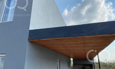 VENTA Casa en Área 10 - San Sebastián APTO CRÉDITO (ESCRITURABLE)