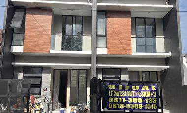 RUMAH Baruk Utara inner garden super lega area rungkut kompleks elit