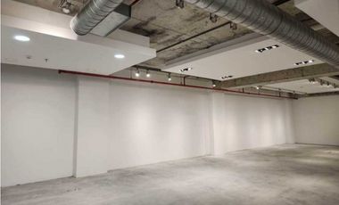 ALQUILER DE LOCAL  EL DORADO CITY CENTER EXCELENTE UBICACION 465 M2