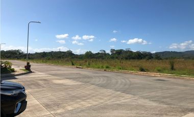 TERRENO EN PARQUE INDUSTRIAL / TOCUMEN / 2,500 M2