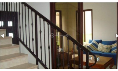 VENTA CASA UNIFAMILIAR CLAYTON PARA INVERSIÓN EMBASSY CLUB