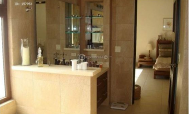 VENTA CASA UNIFAMILIAR CLAYTON PARA INVERSIÓN EMBASSY CLUB