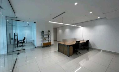 OFICINA EN COSTA DEL ESTE FINANCIAL PARK AMOBLADA CON DIVISIONES 122M2