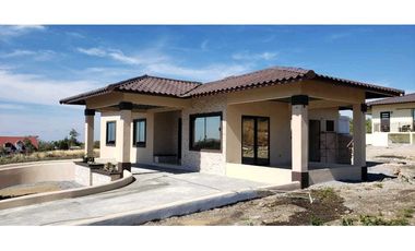 VENTA DE CASA EN BOQUETE 136 METROS DE CONTRUCCION POR HACER